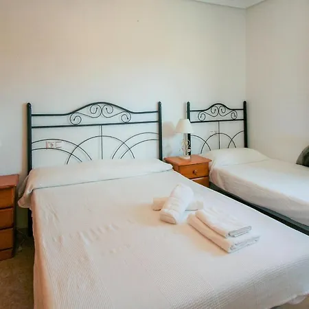 2 Bedroom Amazing In Apartment